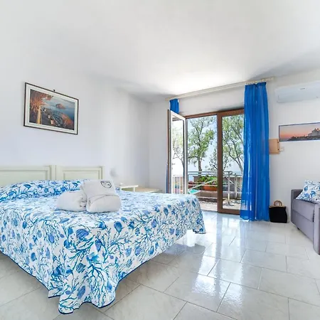 Hotel Punta Chiarito Resort&apartments