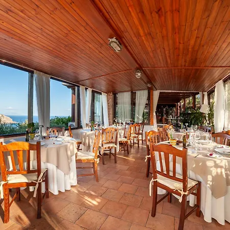 Hotel Punta Chiarito Resort&apartments