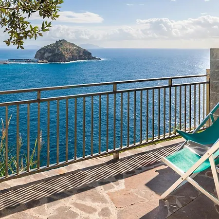 Hotel Punta Chiarito Resort&apartments 4*