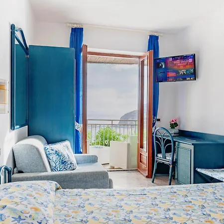 Hotel Punta Chiarito Resort&apartments