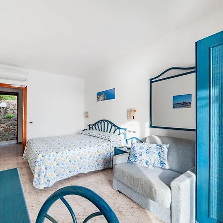 Punta Chiarito Resort&apartments